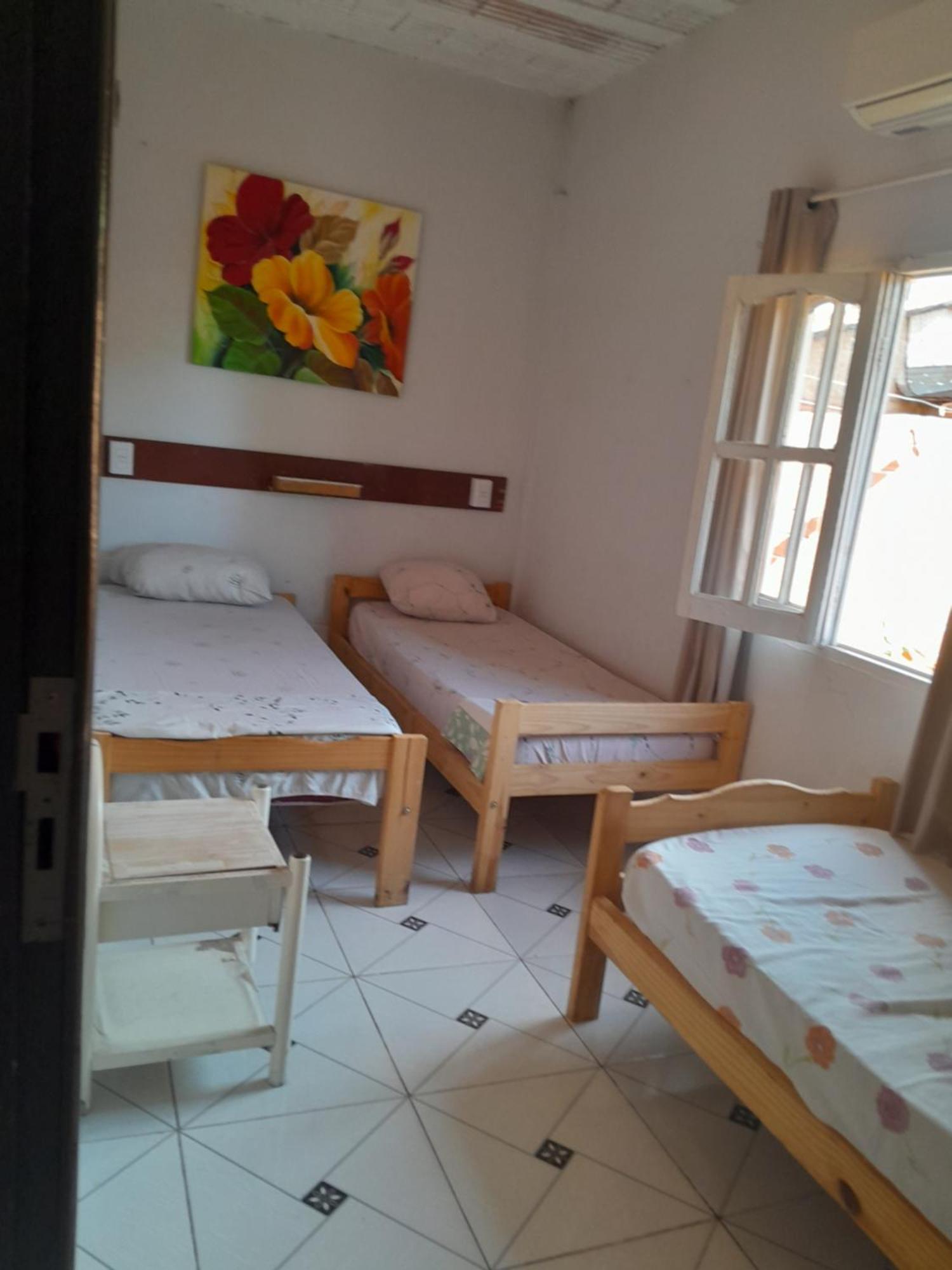 Hostel Damaris Puerto Iguazú Esterno foto